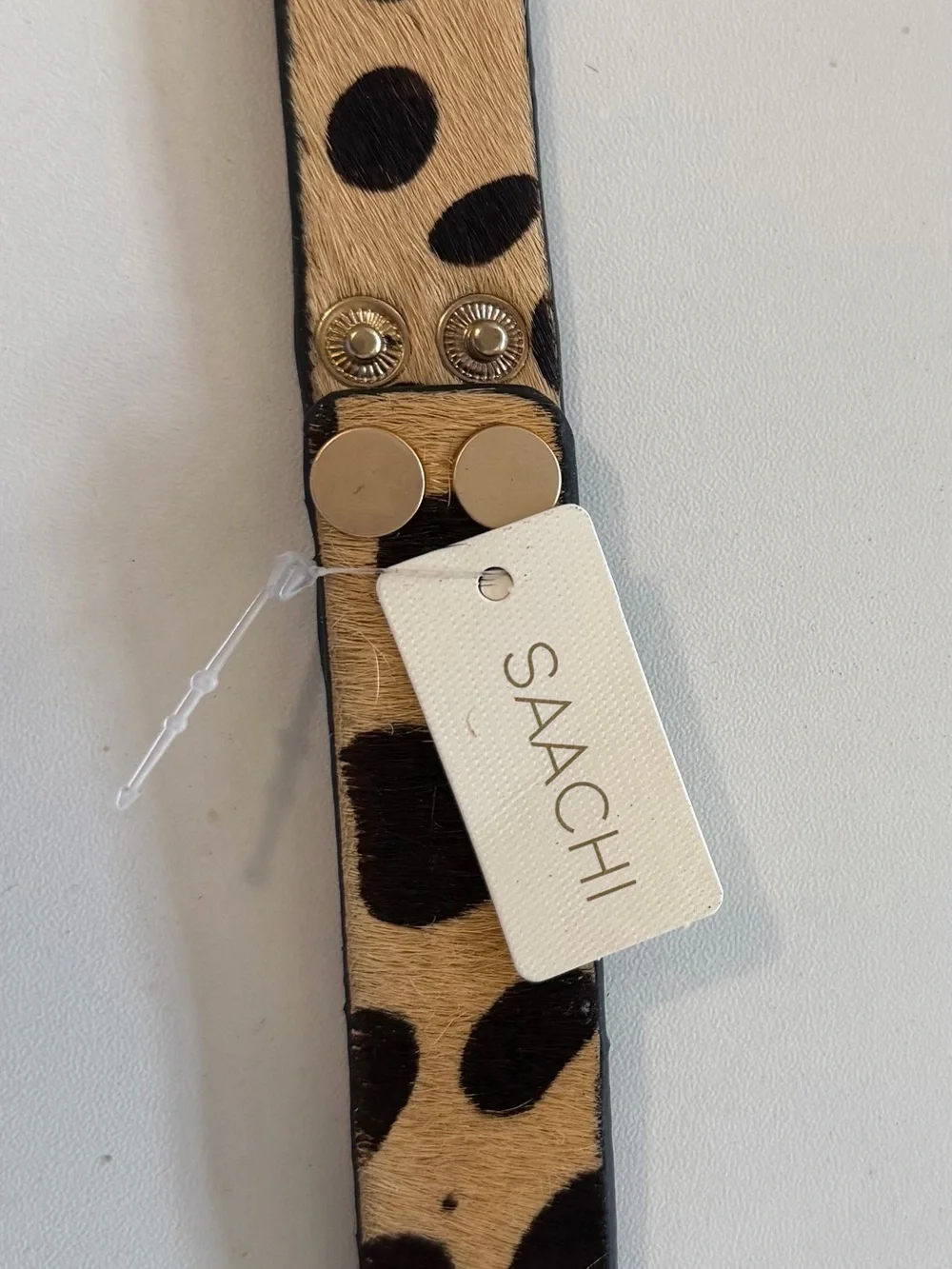 SAACHI Leopard Print Cowhide Apple Watch Band Gold Tone Snap Closure NWT